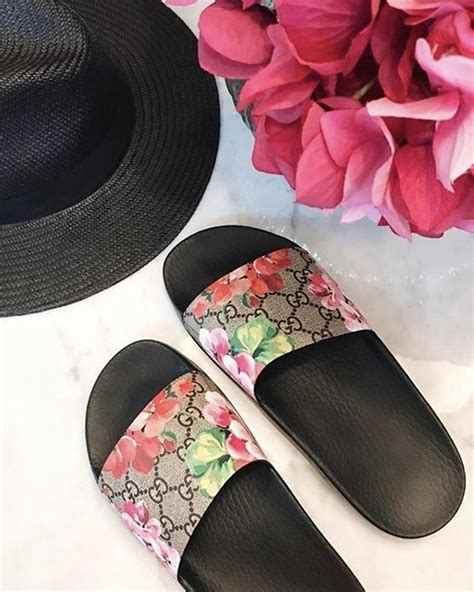 Gucci floral slides outfit